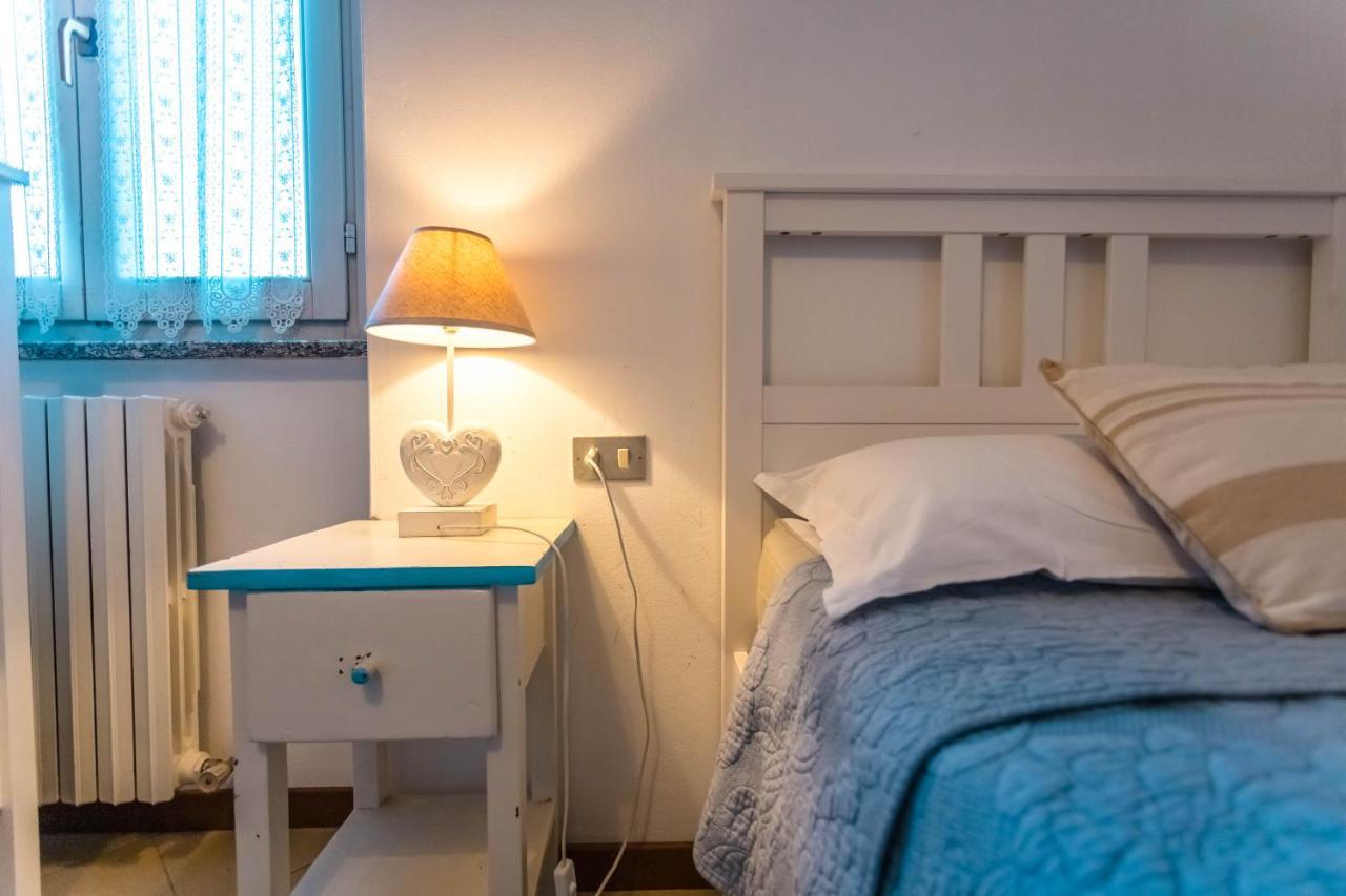 Porto Azzurro Apartment Varenna Extérieur photo